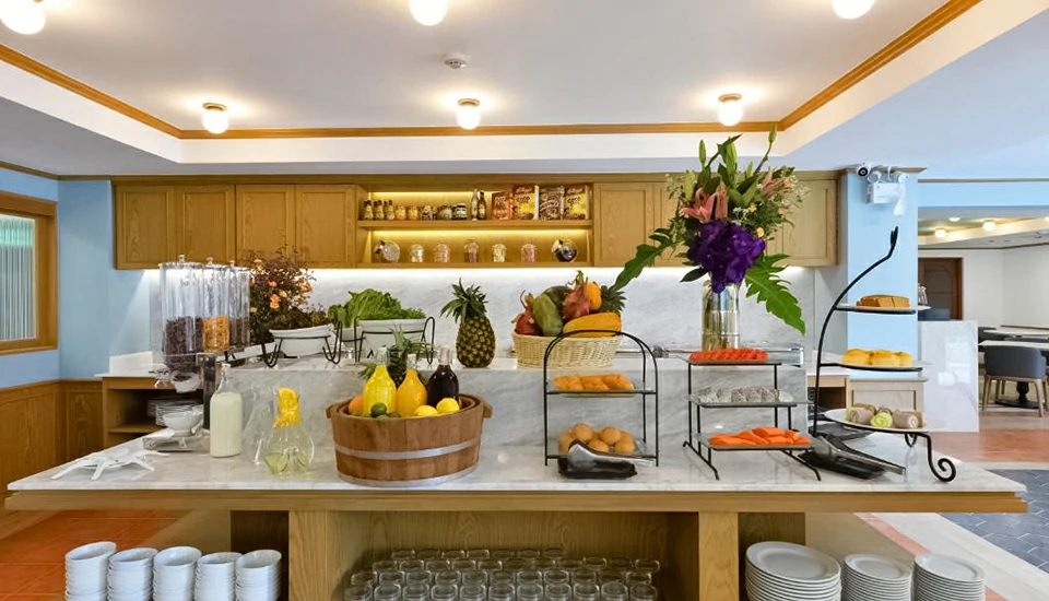 هتل آسترا ساتورن بانکوک